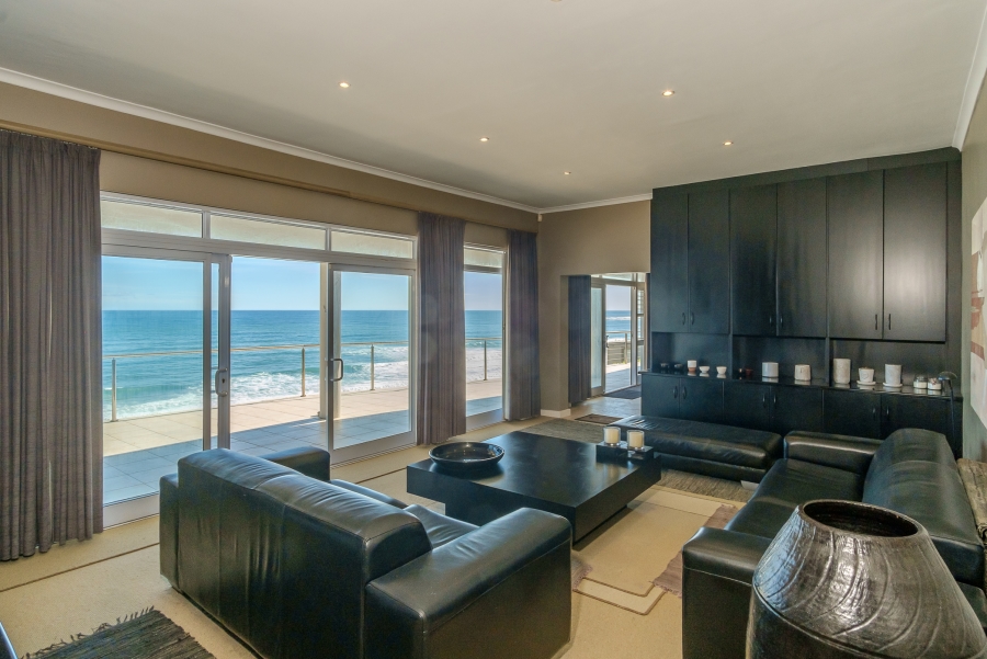 5 Bedroom Property for Sale in Misty Cliffs Western Cape